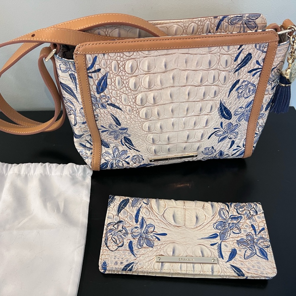 Brahmin Cream and Blue Floral Shoulder Bag - Picture 6 of 7